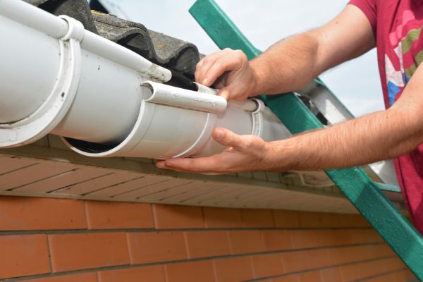 Cost of Large Gutter Repair in Leesburg