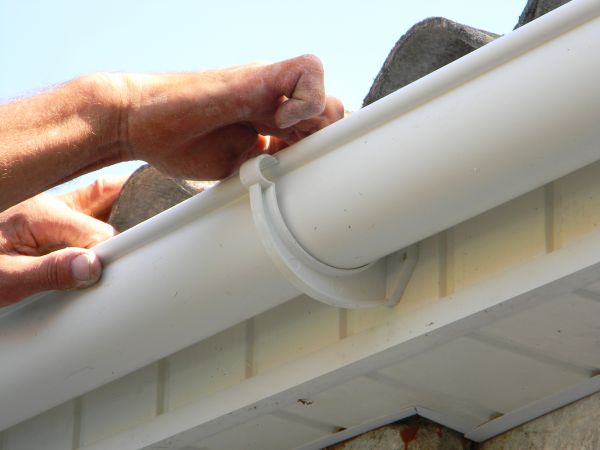 Plastic Gutter Repair in Leesburg